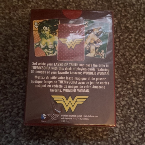 Vintage playing cards , Wonder Women, never open - Picture 2 of 2
